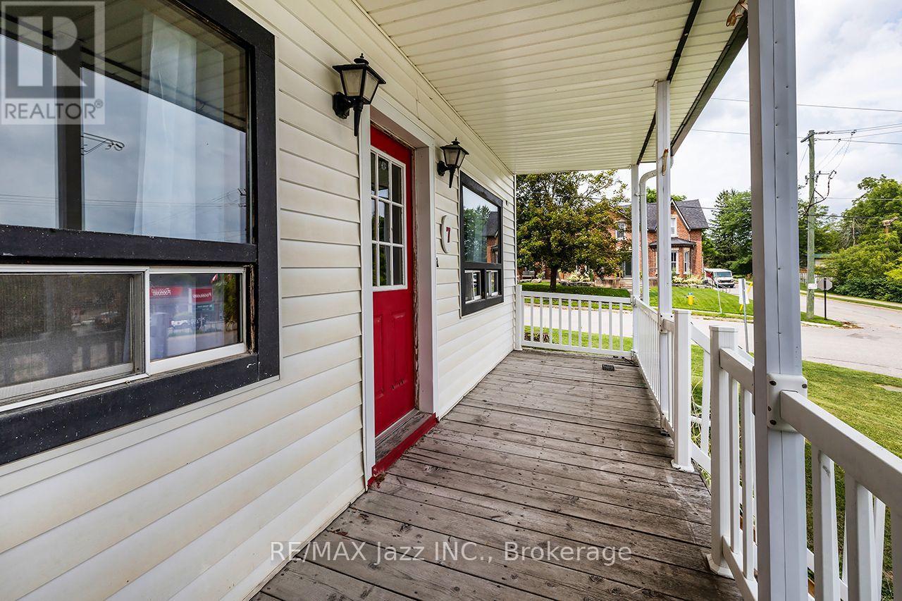 7 Union Street, Cavan Monaghan, Ontario  L0A 1G0 - Photo 3 - X13663342