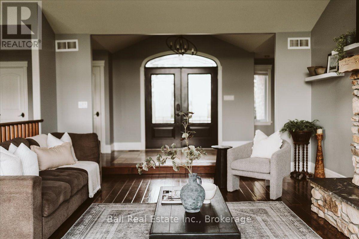1035 Listowel Line, Selwyn, Ontario  K0L 1T0 - Photo 13 - X13663354