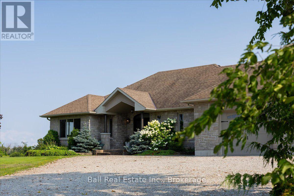 1035 Listowel Line, Selwyn, Ontario  K0L 1T0 - Photo 3 - X13663354
