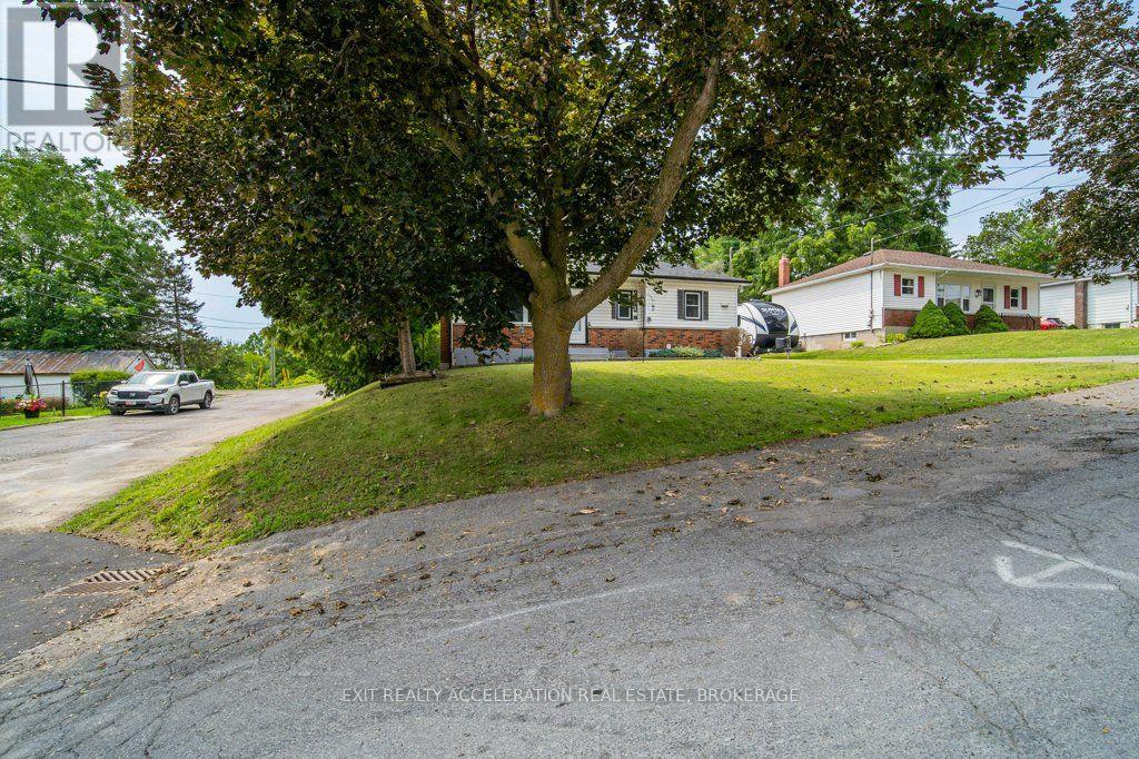 76 Hessford Street, Greater Napanee, Ontario K7R 2Z1 - Photo 5 - X13663368