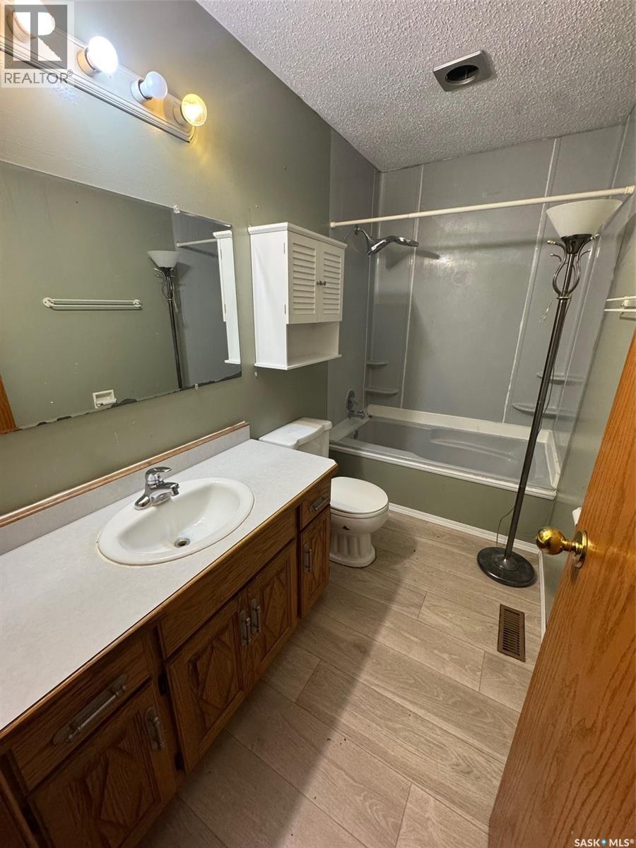 303 1st Avenue N, Naicam, Saskatchewan  S0K 2Z0 - Photo 16 - SK044899