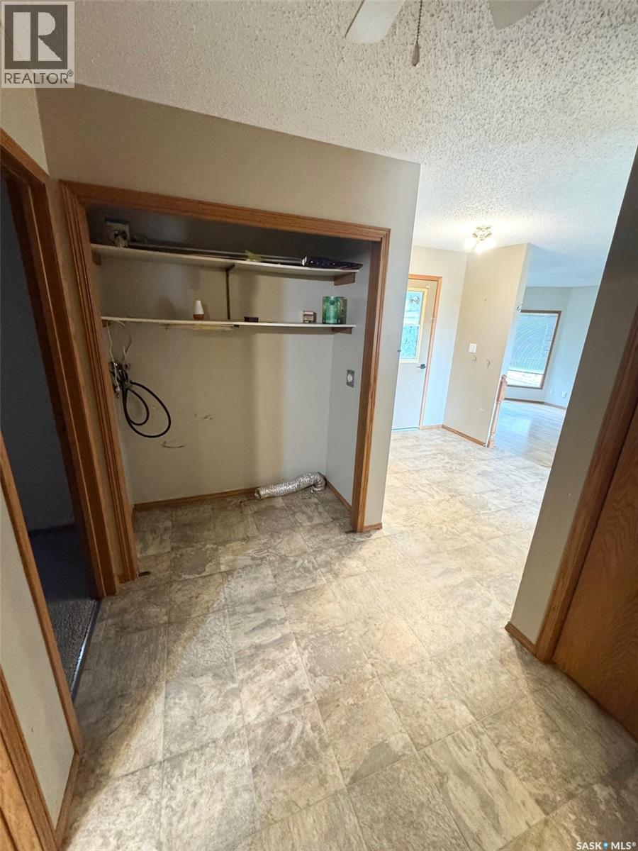 303 1st Avenue N, Naicam, Saskatchewan  S0K 2Z0 - Photo 17 - SK044899