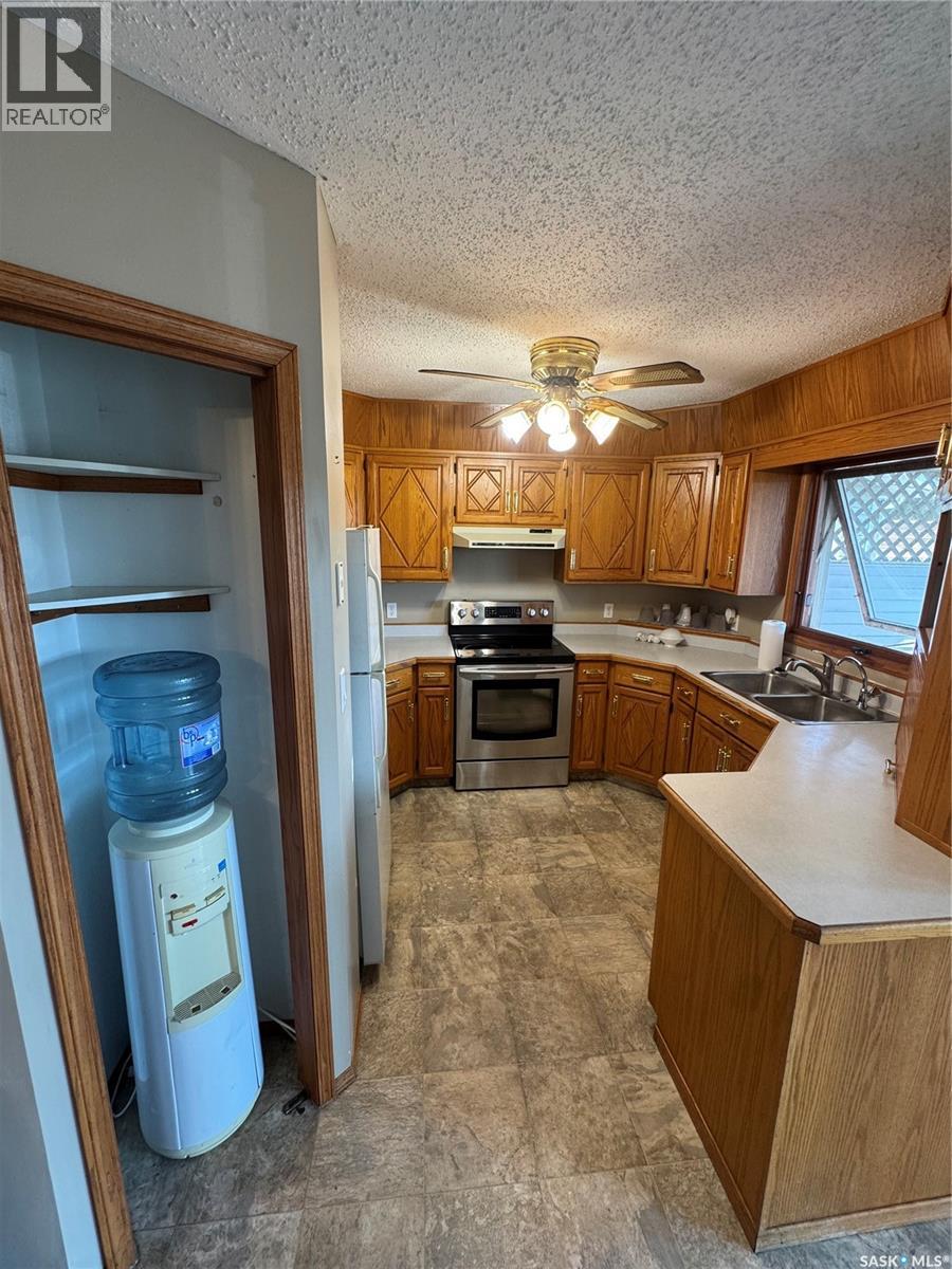 303 1st Avenue N, Naicam, Saskatchewan  S0K 2Z0 - Photo 9 - SK044899