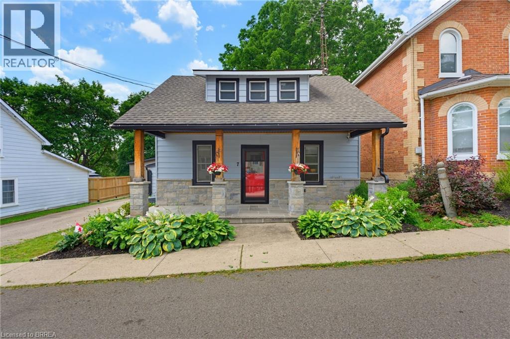 7 LORIMER Street, St. George, Ontario