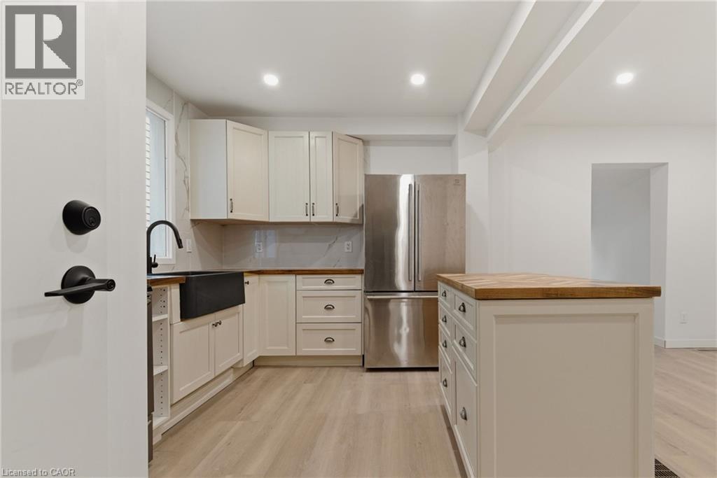 94 East 35th Street Unit# 1, Hamilton, Ontario  L8V 3Y1 - Photo 4 - 40831003