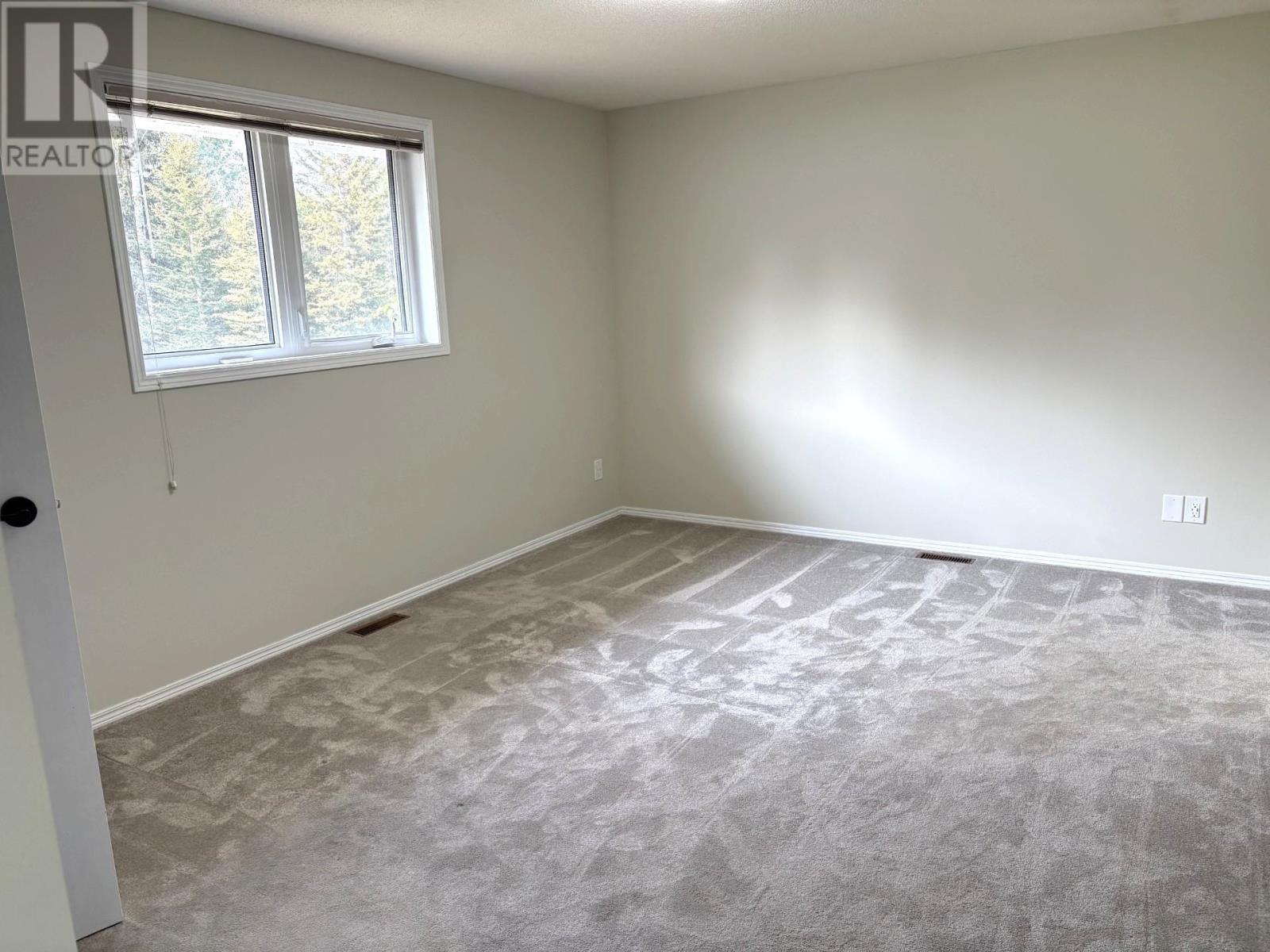 2156 Falconcrest Drive, Thunder Bay, Ontario  P7J 1H5 - Photo 12 - TB2602294