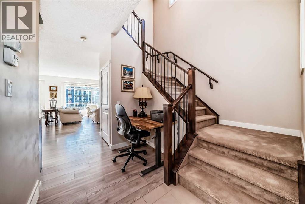 39 Sage Bluff Mews NW, Calgary, Alberta  T3R 0X5 - Photo 4 - A2312503