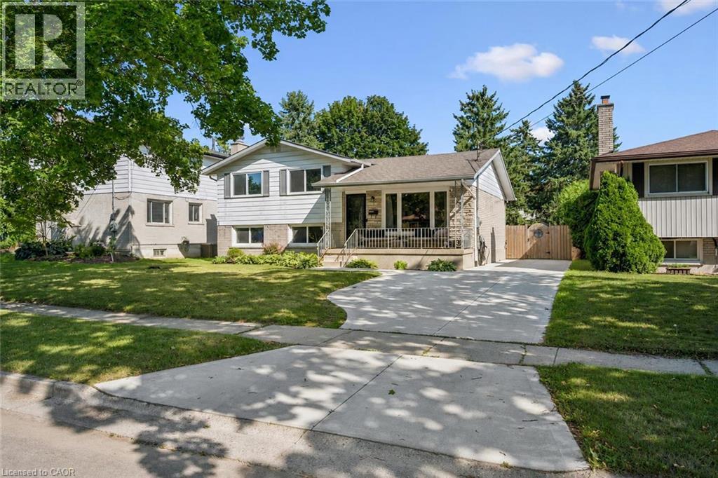 35 Golfview Road, Guelph, Ontario  N1E 1A5 - Photo 2 - 40851101