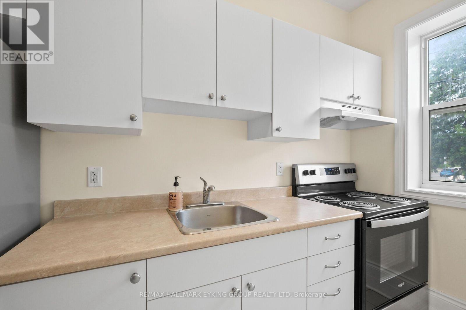 3 - 135 Concord Street S, Ottawa, Ontario  K1S 0Z3 - Photo 18 - X13663288