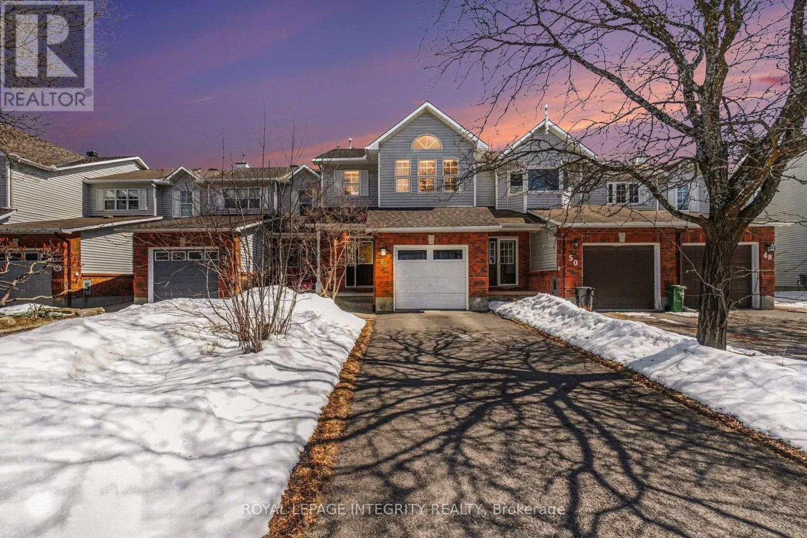 52 Blackdome Crescent, Ottawa, Ontario  K2T 1A9 - Photo 1 - X13663356