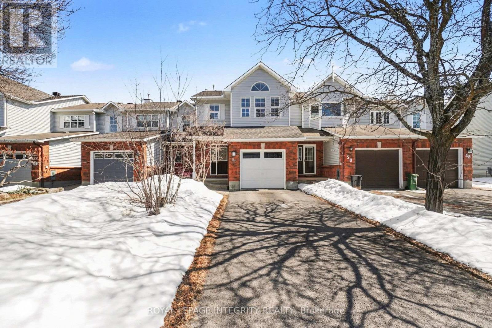 52 Blackdome Crescent, Ottawa, Ontario  K2T 1A9 - Photo 2 - X13663356
