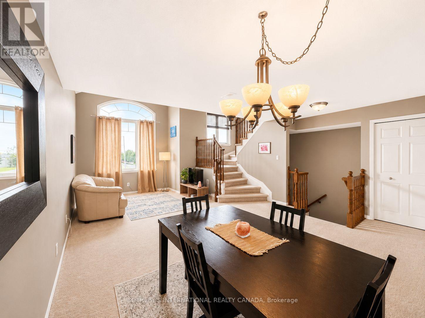 198 Keltie Private, Ottawa, Ontario K2J 0A2 - Photo 2 - X13663386