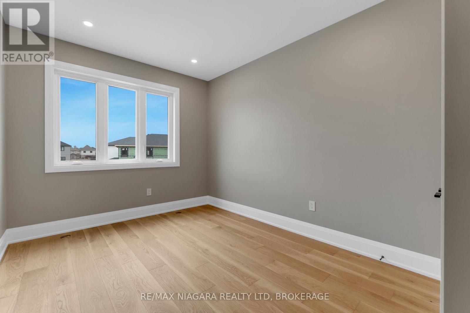 6200 Curlin Crescent, Niagara Falls, Ontario  L2H 0B8 - Photo 25 - X13663318