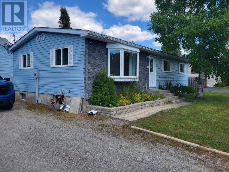29 Birch Dr, Marathon, Ontario  P0T 2E0 - Photo 1 - TB2602329