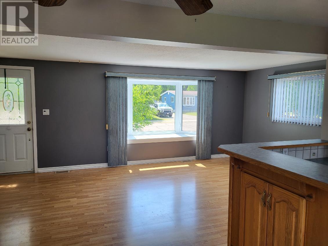 29 Birch Dr, Marathon, Ontario  P0T 2E0 - Photo 14 - TB2602329