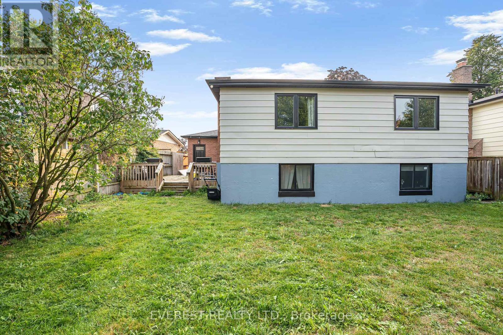 228 Michael Boulevard, Whitby, Ontario  L1N 6E6 - Photo 29 - E13660186