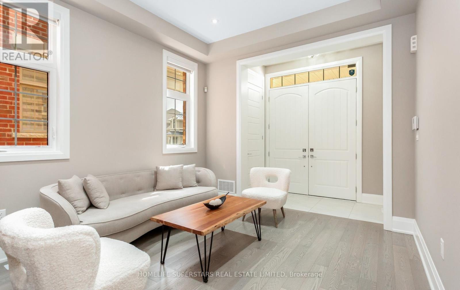 12 John Henry Street, Vaughan, Ontario  L4H 4W1 - Photo 3 - N13662960