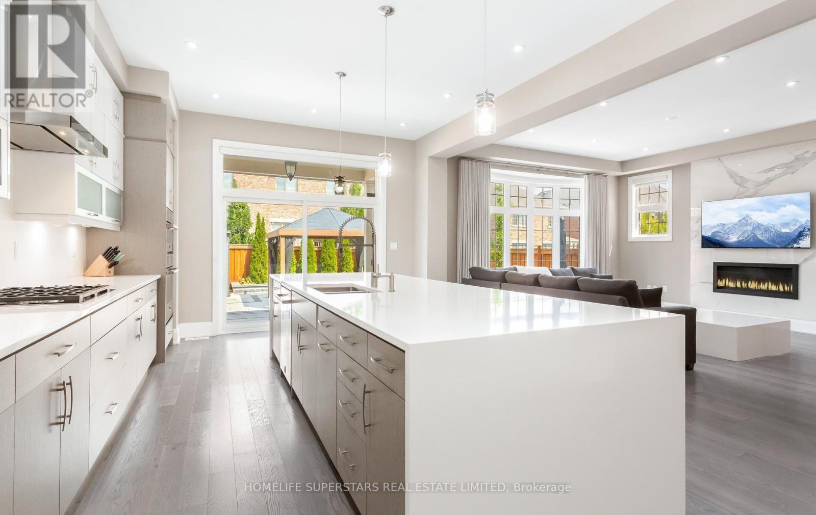 12 John Henry Street, Vaughan, Ontario  L4H 4W1 - Photo 10 - N13662960