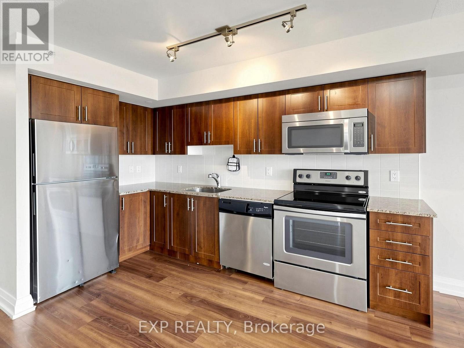 415 - 3520 Danforth Avenue, Toronto, Ontario M1L 1E5 - Photo 3 - E13464066