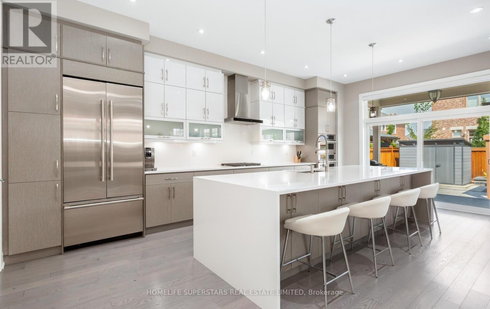 12 John Henry Street, Vaughan, Ontario  L4H 4W1 - Photo 9 - N13662960