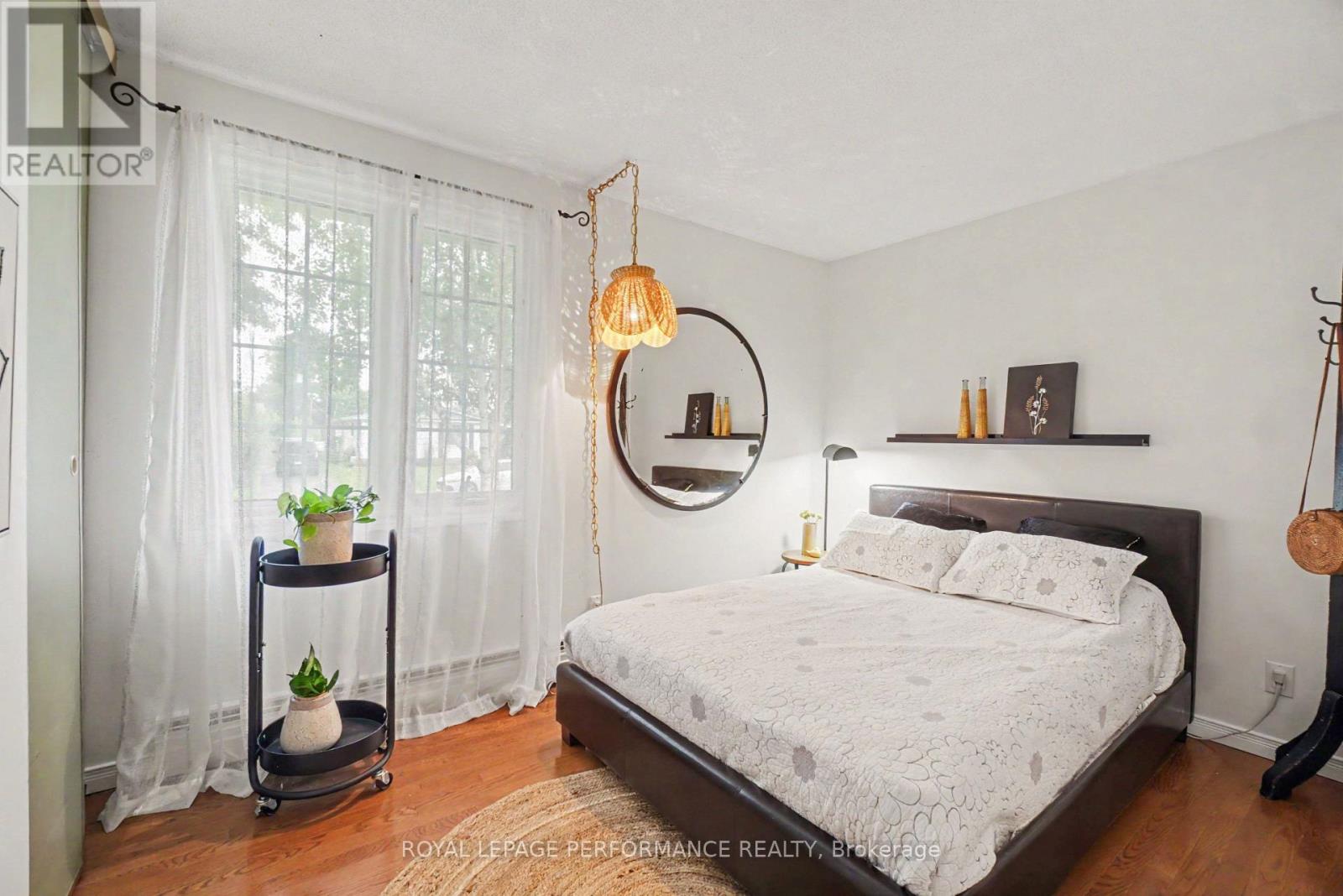 1497 Blackheath Street, Ottawa, Ontario  K1E 1K6 - Photo 16 - X13586924