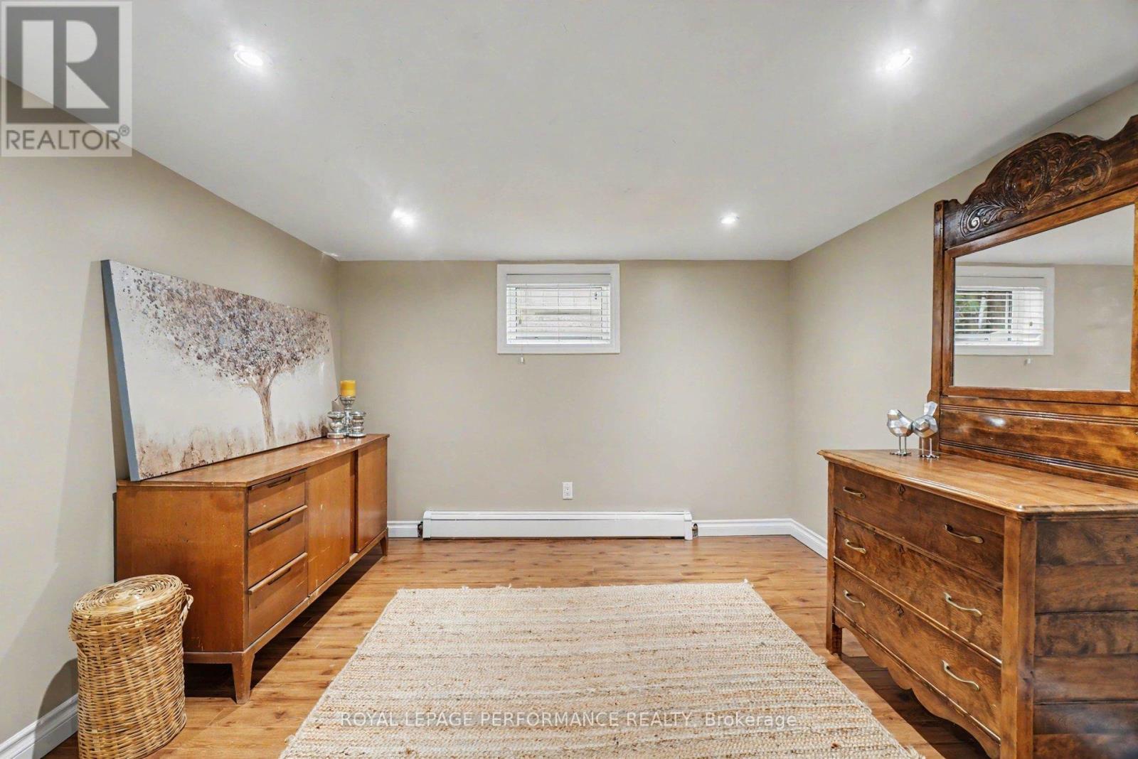 1497 Blackheath Street, Ottawa, Ontario  K1E 1K6 - Photo 25 - X13586924