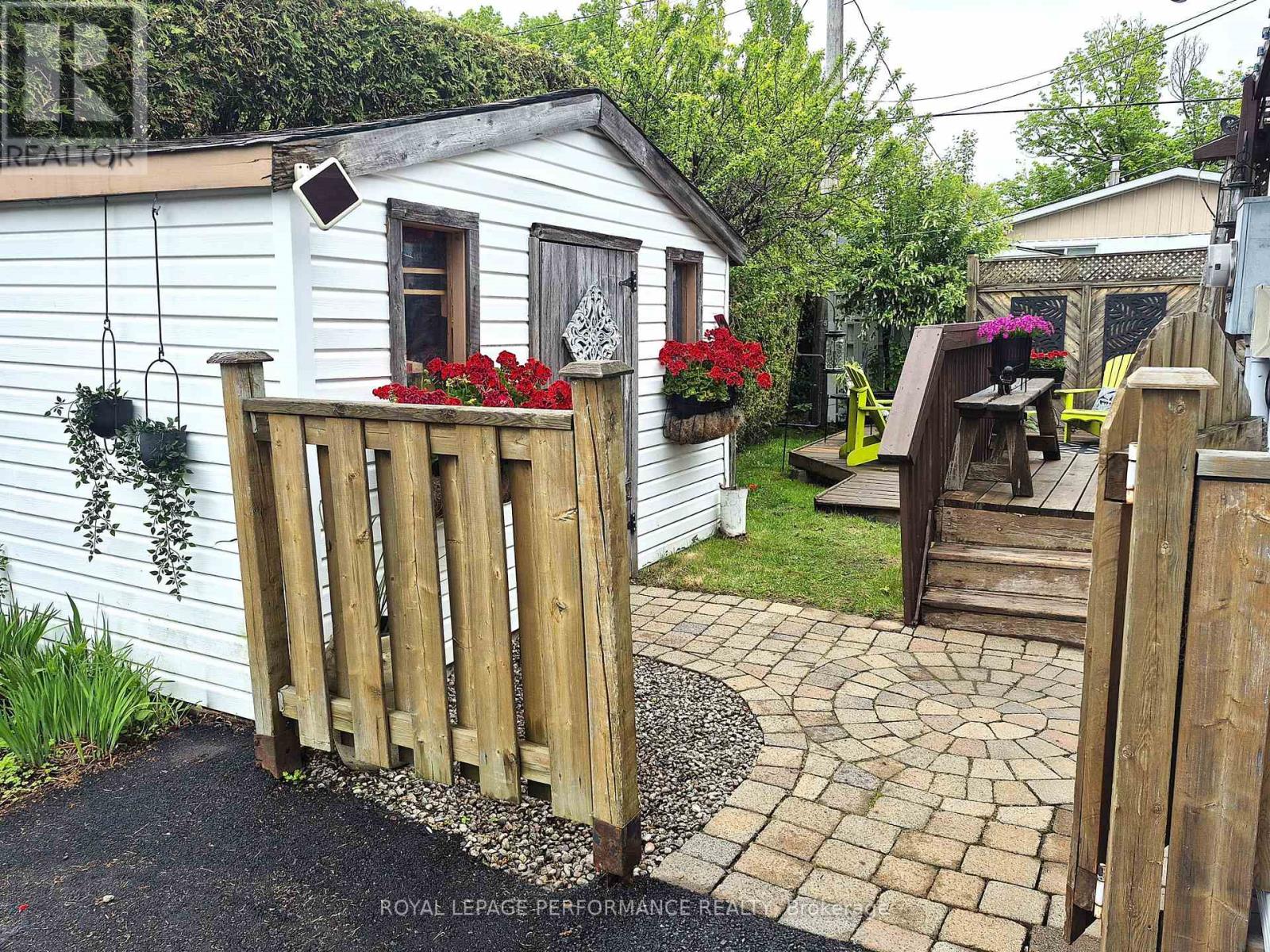 1497 Blackheath Street, Ottawa, Ontario  K1E 1K6 - Photo 26 - X13586924