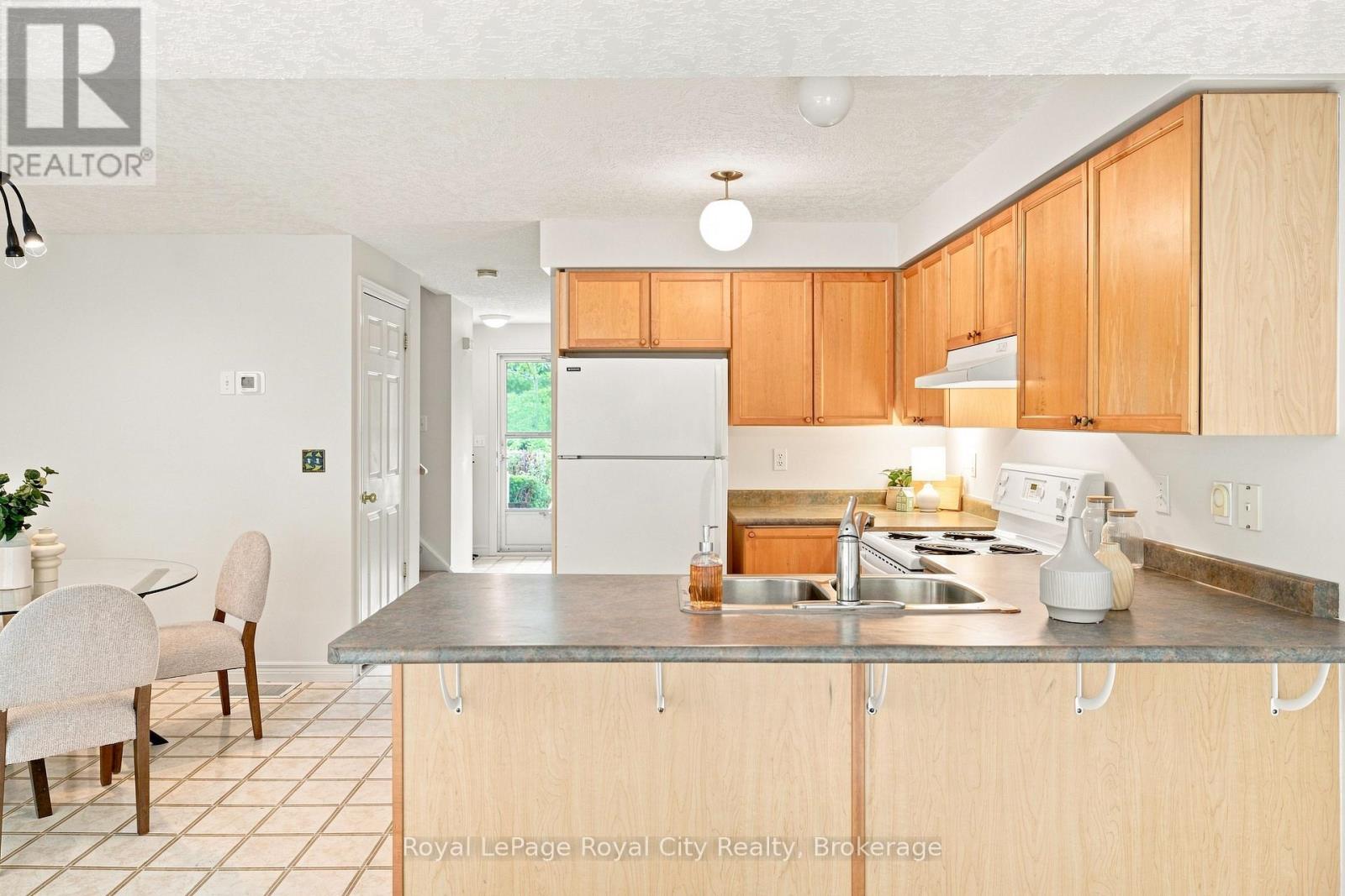 87 Rodgers Road, Guelph, Ontario  N1G 4Z5 - Photo 12 - X13663280