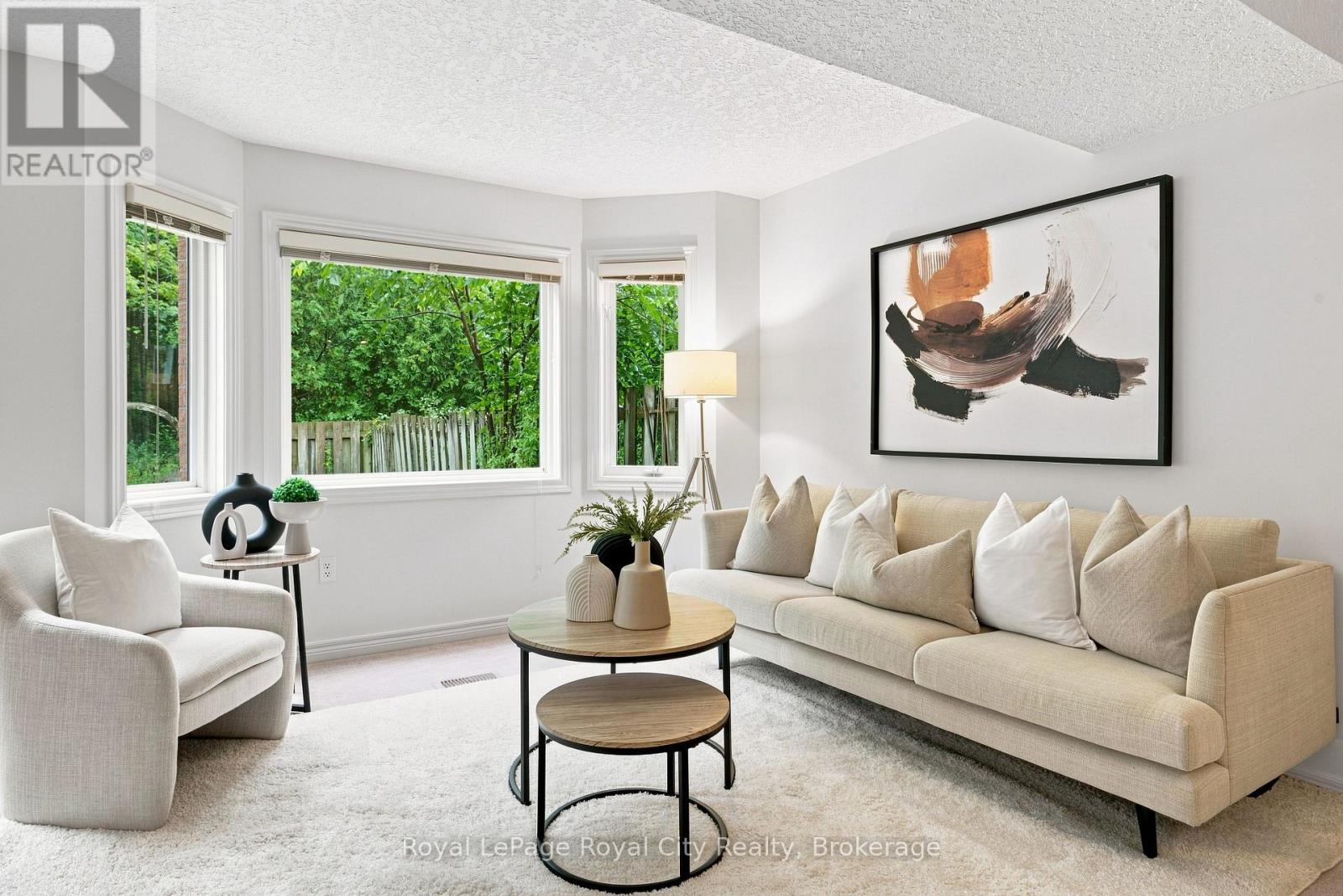 87 Rodgers Road, Guelph, Ontario  N1G 4Z5 - Photo 3 - X13663280