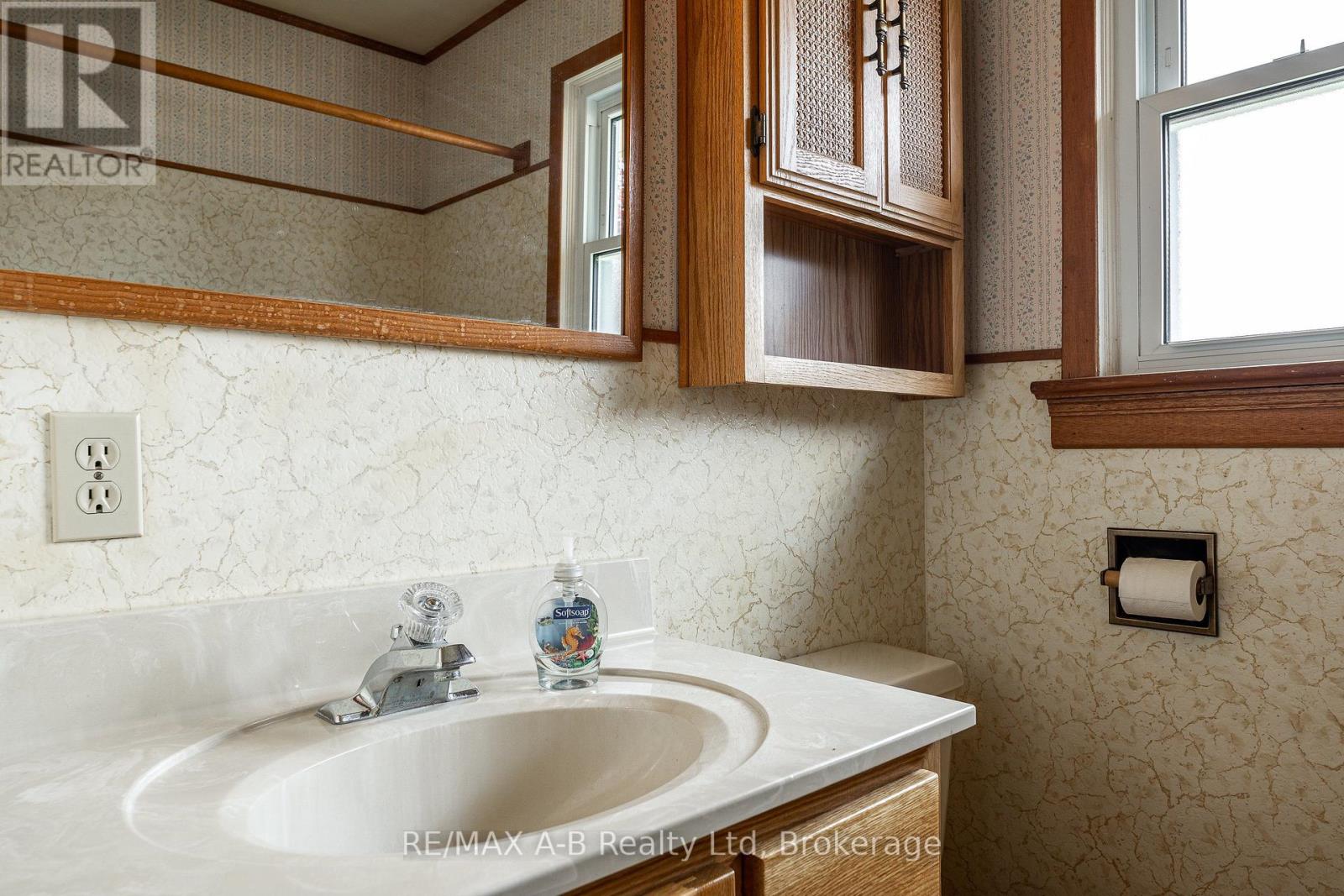 34 Warner Street, St. Marys, Ontario  N4X 0C3 - Photo 22 - X13663370