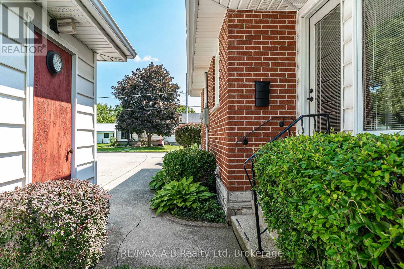 34 Warner Street, St. Marys, Ontario  N4X 0C3 - Photo 33 - X13663370