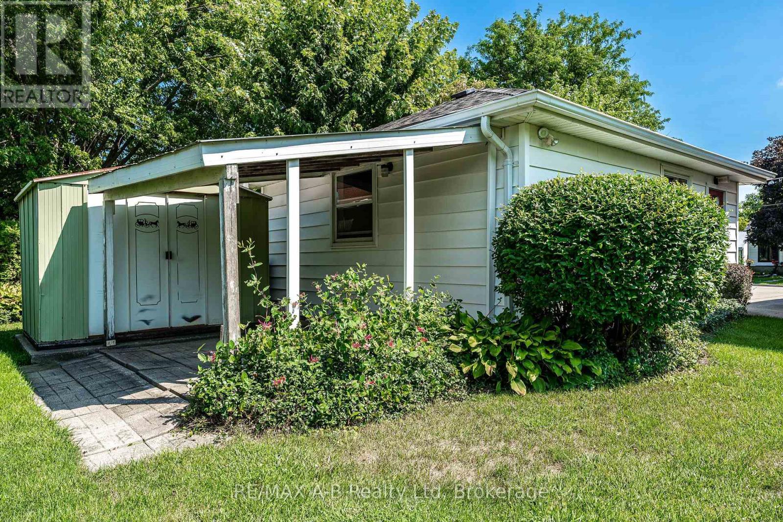 34 Warner Street, St. Marys, Ontario  N4X 0C3 - Photo 41 - X13663370