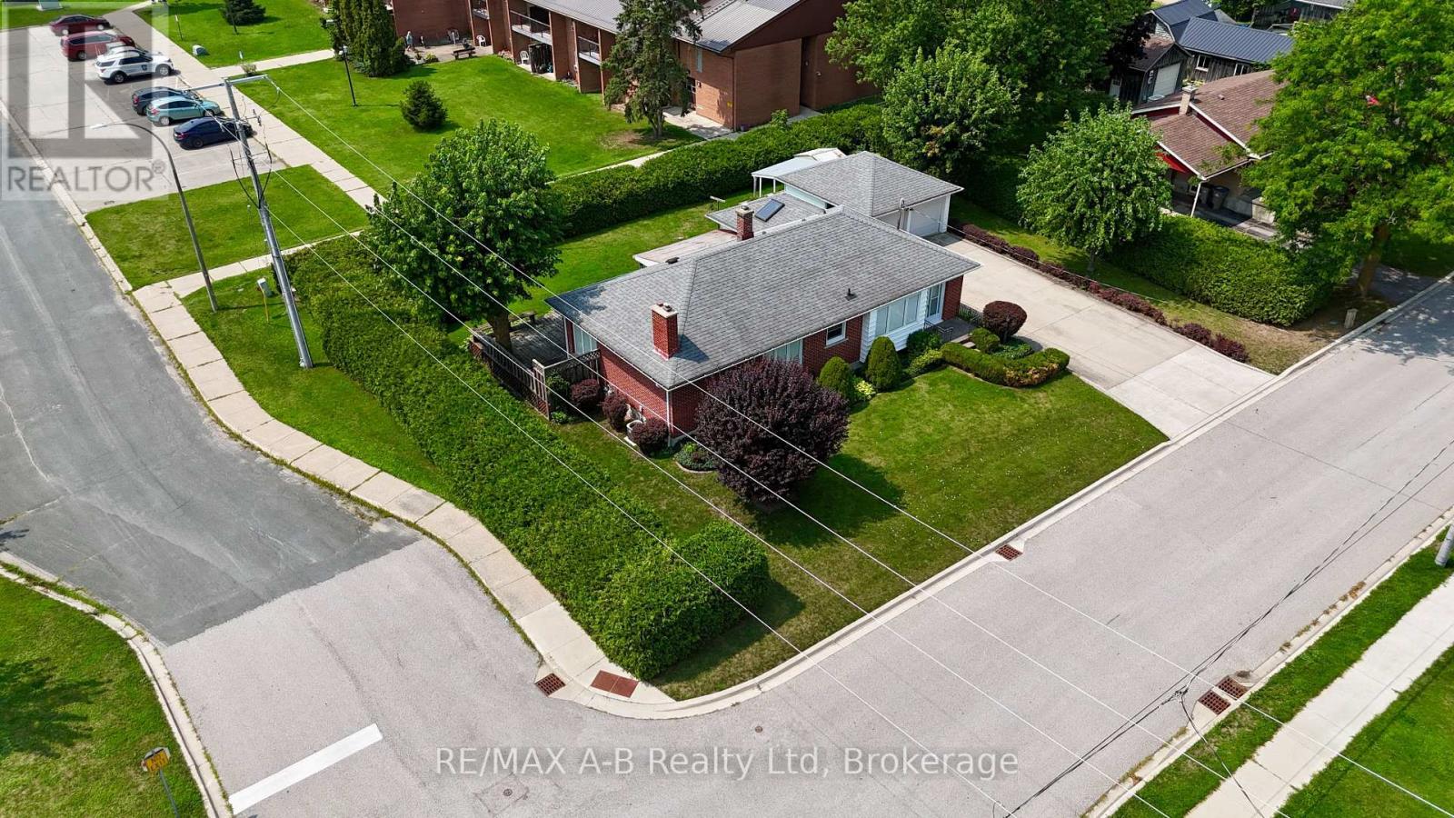 34 Warner Street, St. Marys, Ontario  N4X 0C3 - Photo 43 - X13663370