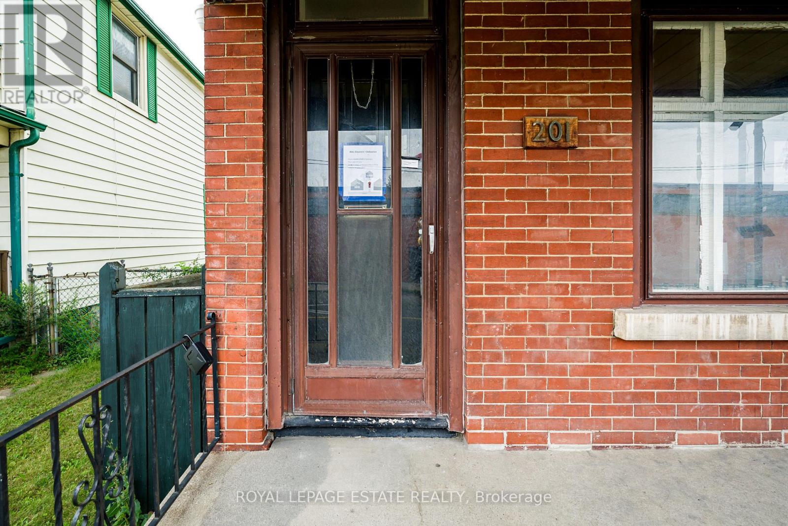 201 Christie Street, Toronto, Ontario  M6G 3B5 - Photo 3 - C13663302