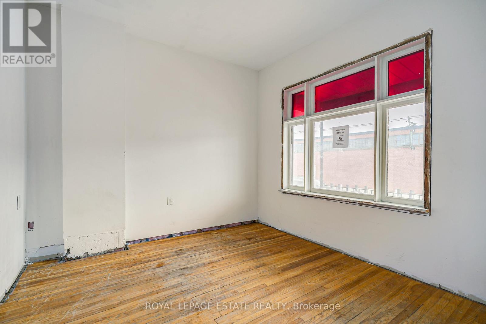 201 Christie Street, Toronto, Ontario  M6G 3B5 - Photo 7 - C13663302