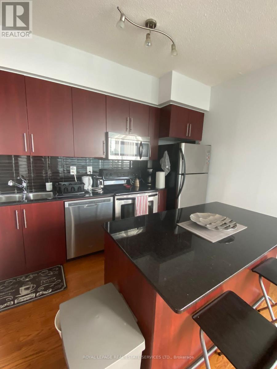 2310 - 55 Bremner Boulevard, Toronto, Ontario M5J 0A6 - Photo 4 - C13663306