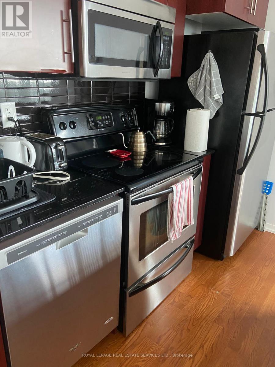 2310 - 55 Bremner Boulevard, Toronto, Ontario M5J 0A6 - Photo 6 - C13663306