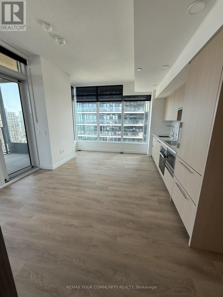 5105 - 3 Concord Cityplace Way, Toronto, Ontario  M5V 0X4 - Photo 2 - C13663334