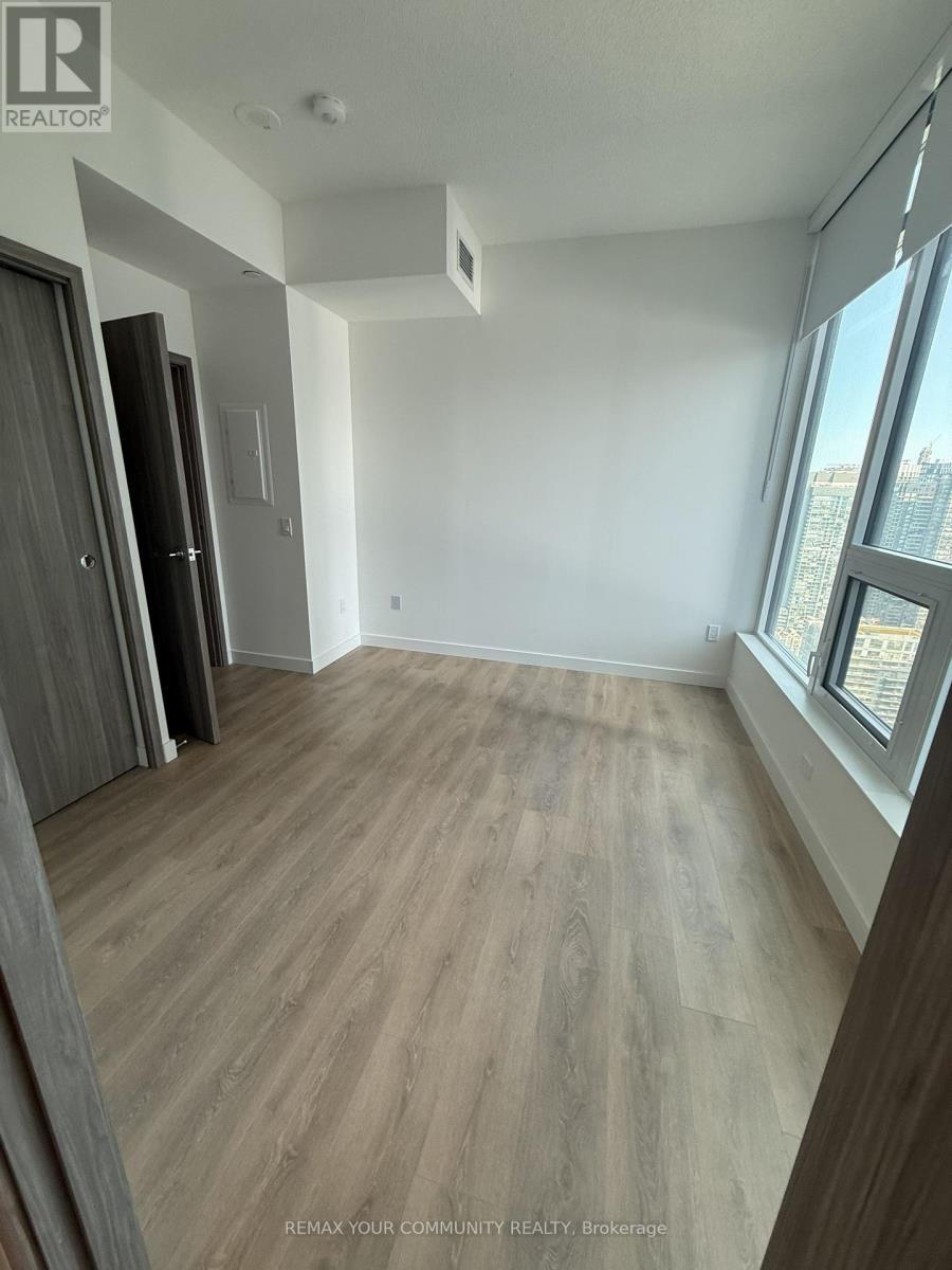5105 - 3 Concord Cityplace Way, Toronto, Ontario  M5V 0X4 - Photo 9 - C13663334