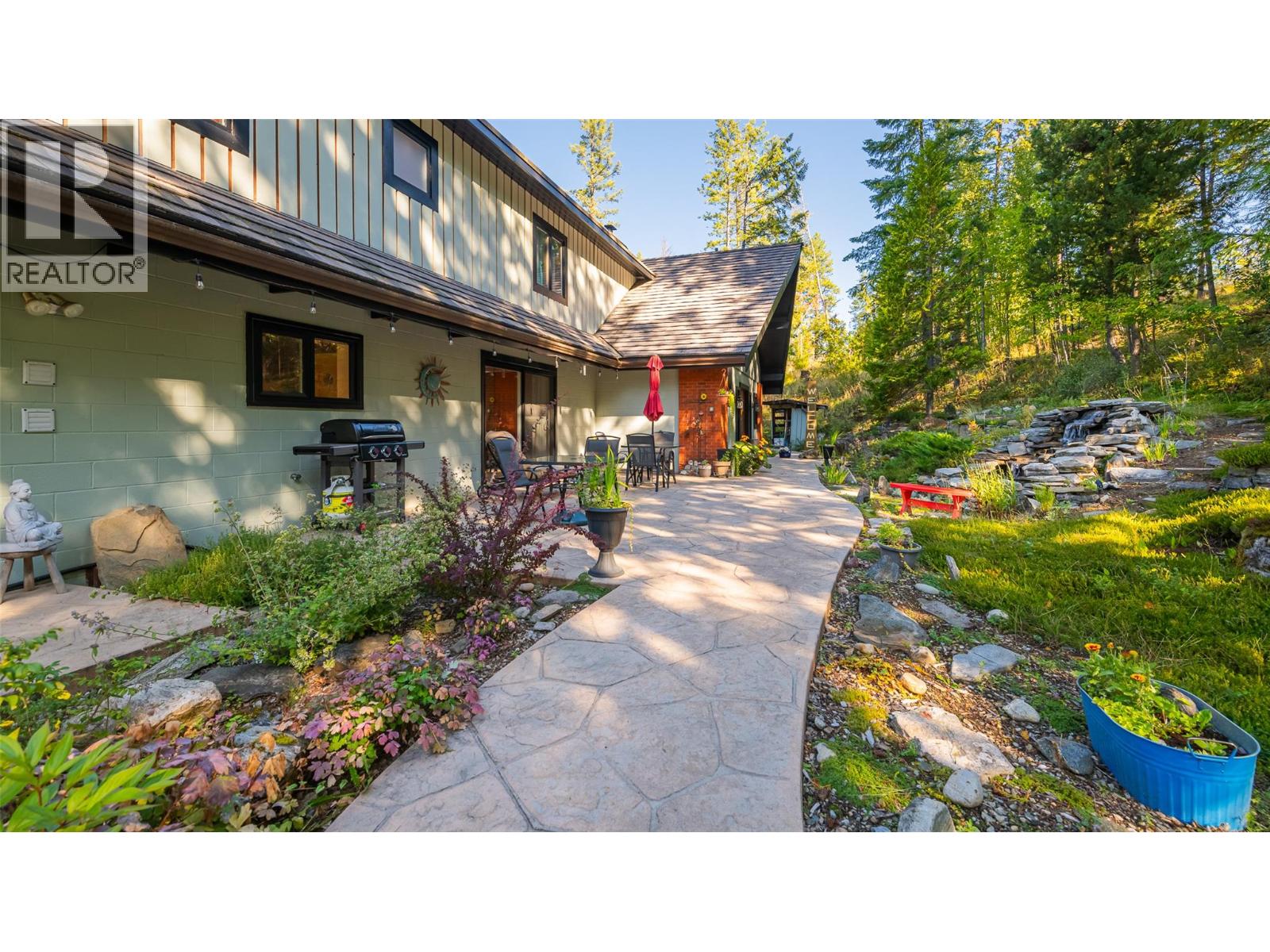 134 Riondel Road, Kootenay Bay, British Columbia  V0B 1X0 - Photo 2 - 10366530