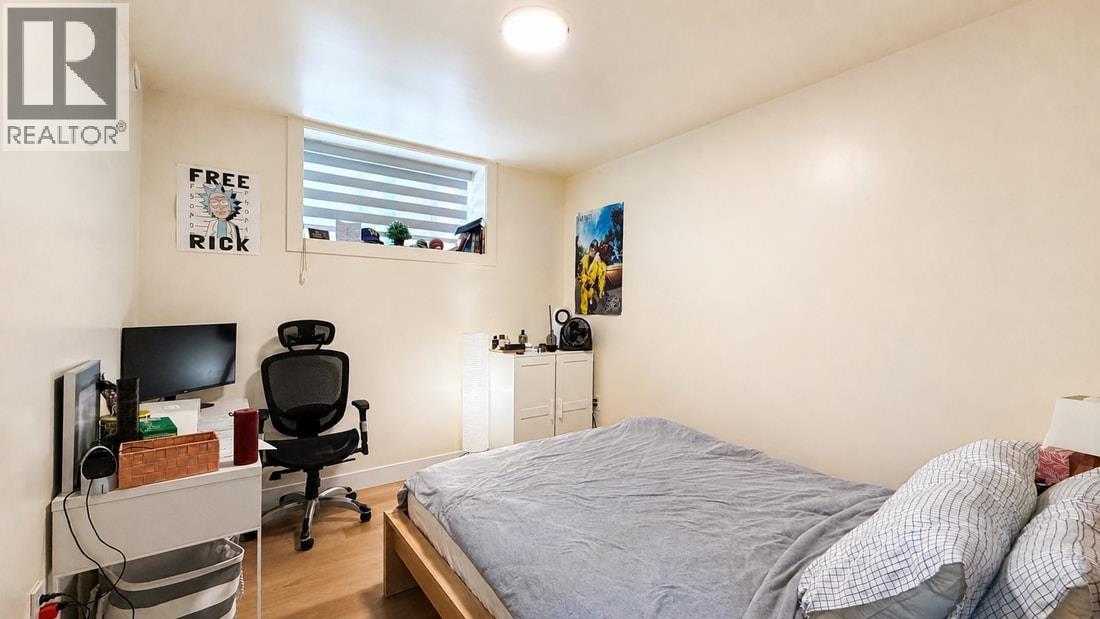 picture 25