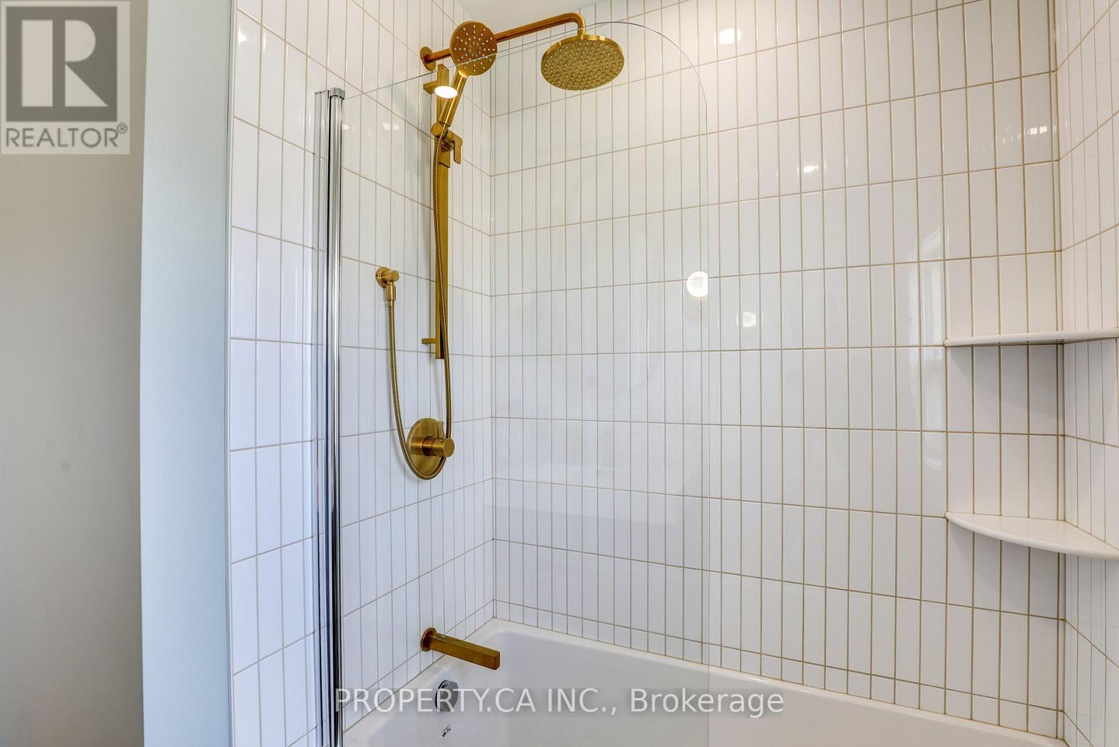 135 Cadorna Avenue, Toronto, Ontario  M4J 3X5 - Photo 23 - E13663394