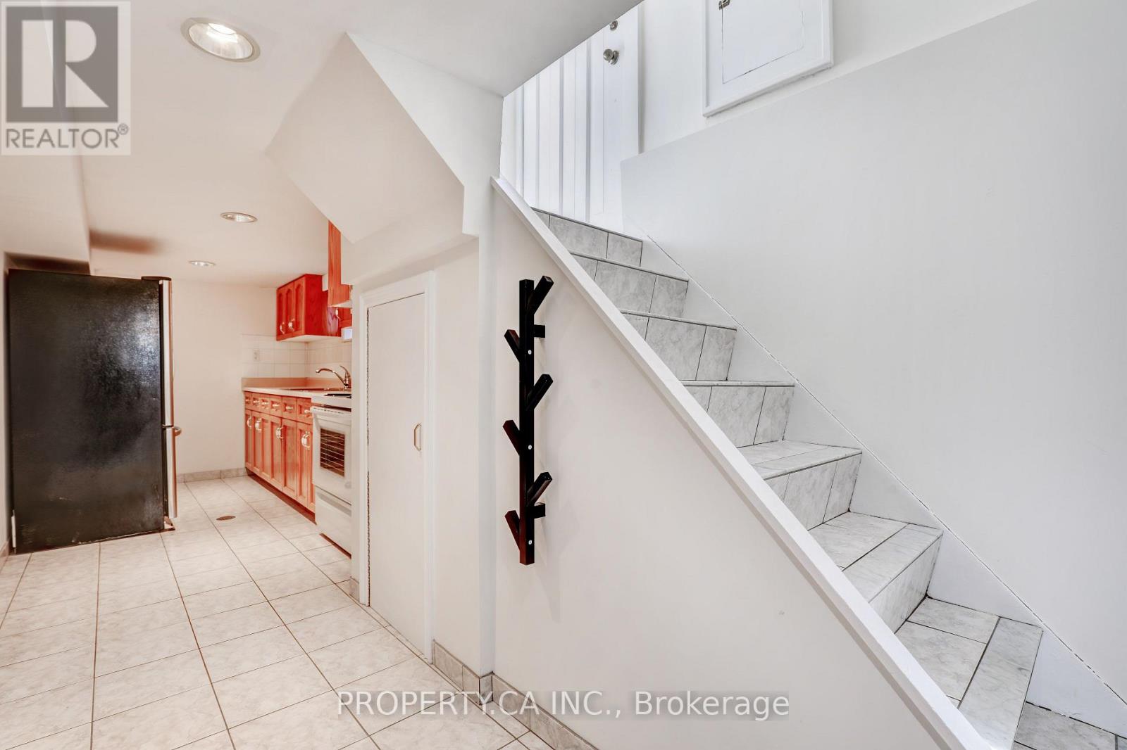 135 Cadorna Avenue, Toronto, Ontario  M4J 3X5 - Photo 24 - E13663394