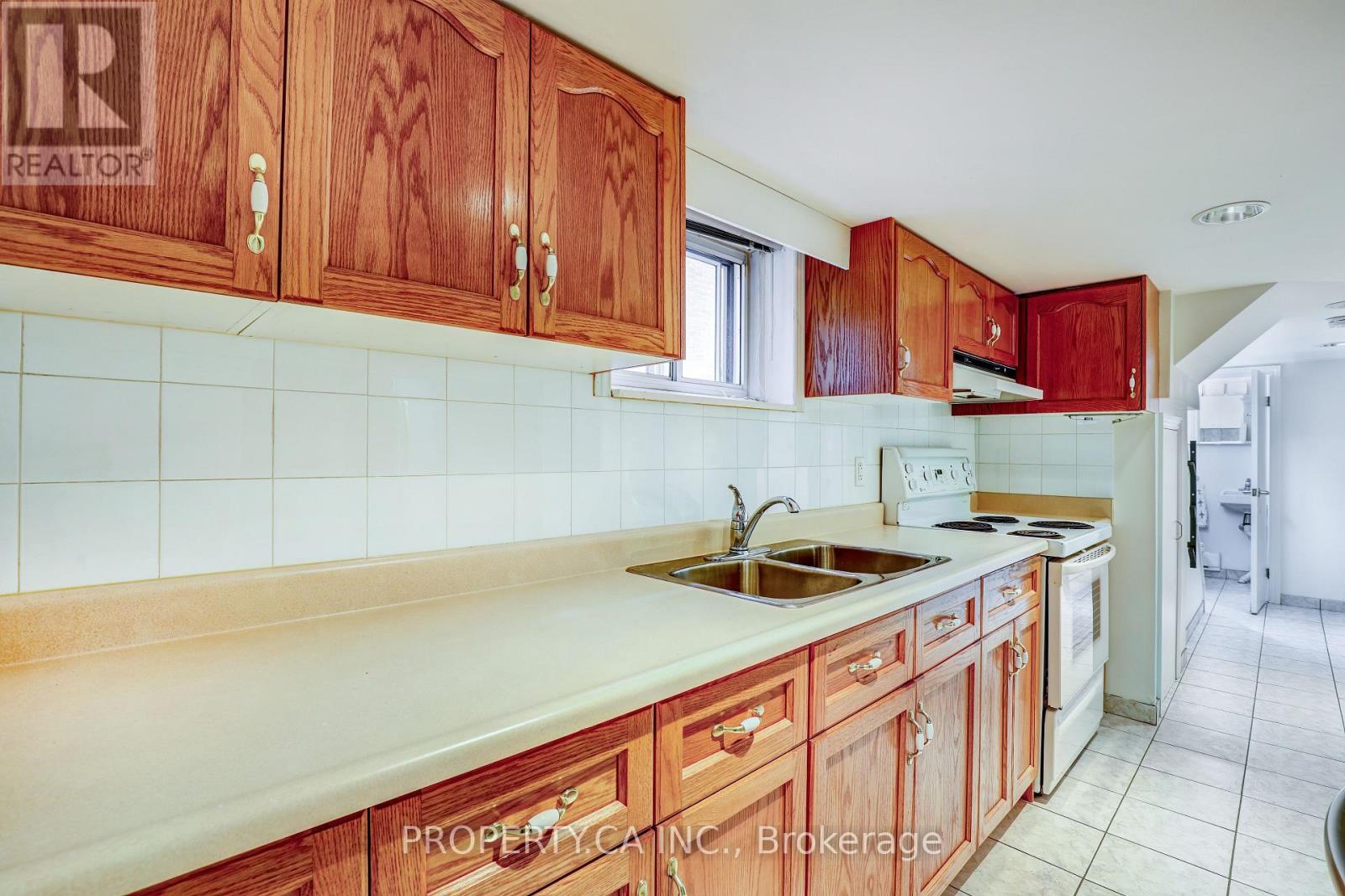 135 Cadorna Avenue, Toronto, Ontario  M4J 3X5 - Photo 25 - E13663394