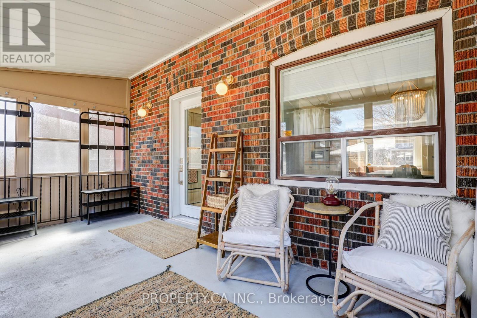 135 Cadorna Avenue, Toronto, Ontario  M4J 3X5 - Photo 33 - E13663394