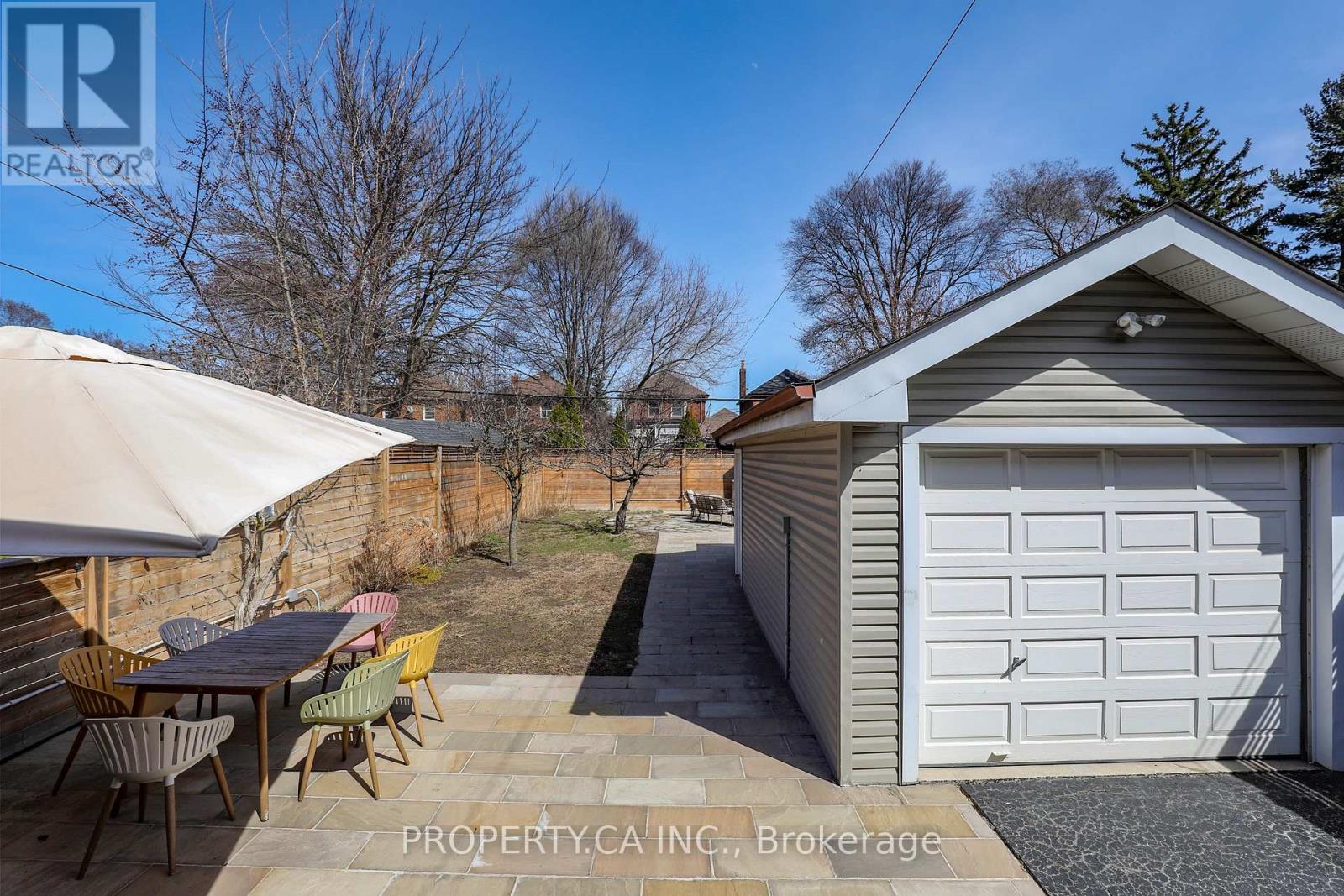 135 Cadorna Avenue, Toronto, Ontario  M4J 3X5 - Photo 35 - E13663394