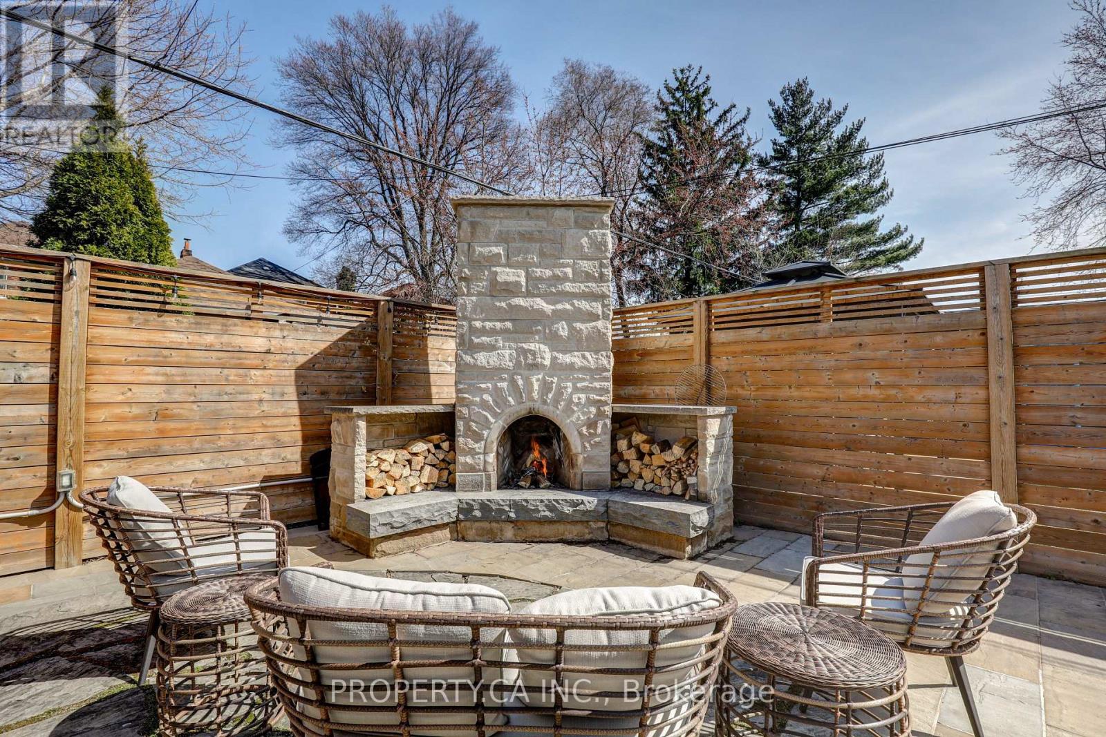 135 Cadorna Avenue, Toronto, Ontario  M4J 3X5 - Photo 37 - E13663394