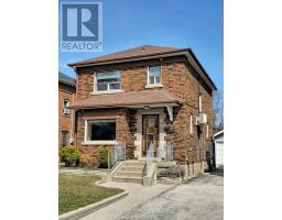 135 CADORNA AVENUE, Toronto, Ontario