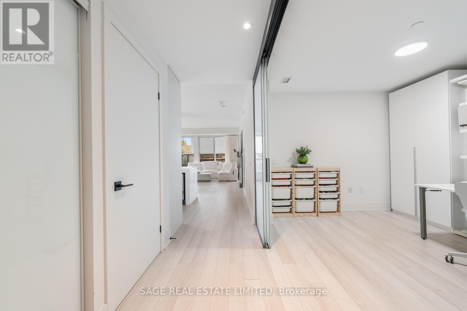 206 - 1888 Queen Street E, Toronto, Ontario M4L 1H3 - Photo 12 - E13663398