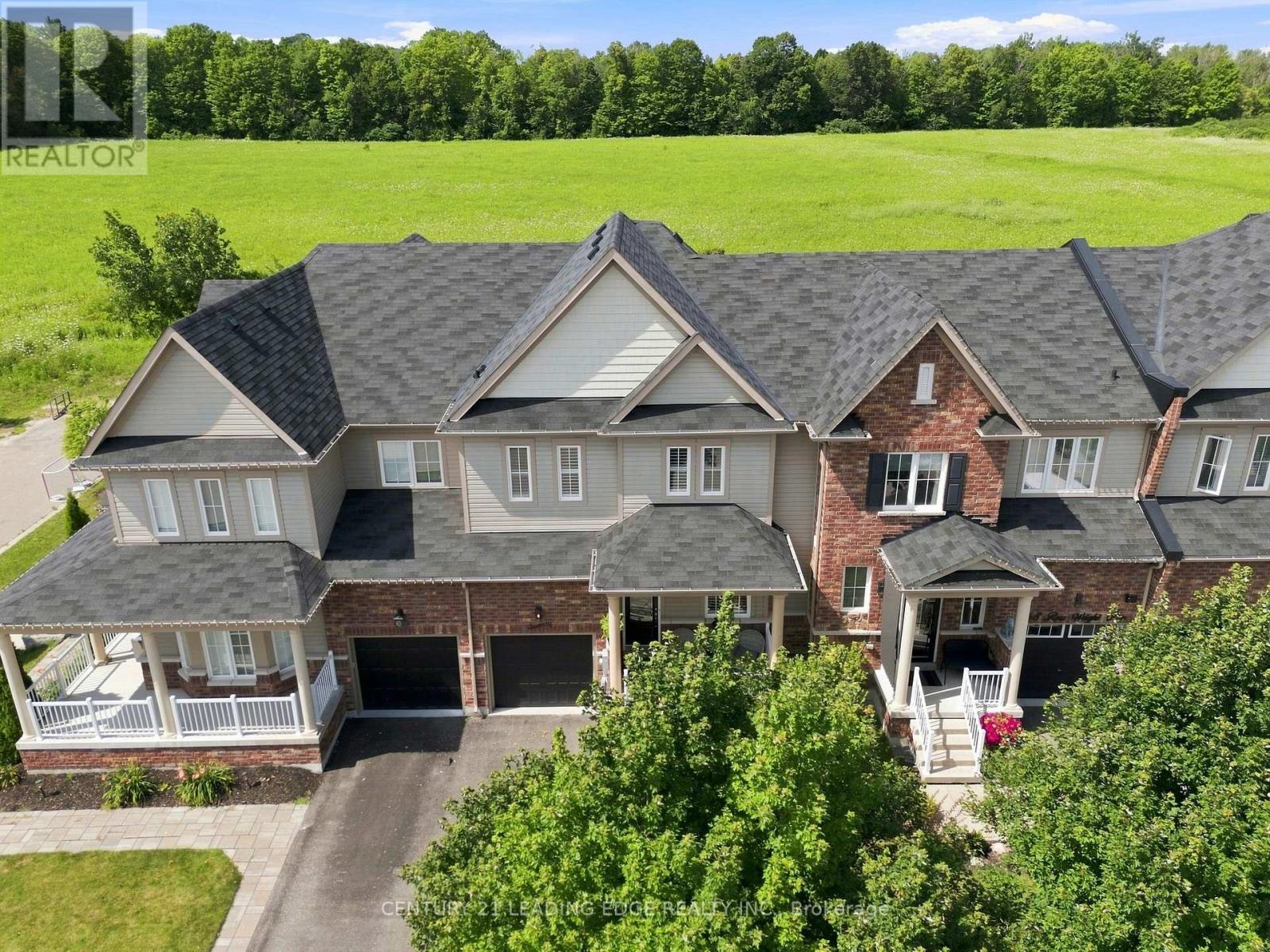 70 Ross Wright Avenue, Clarington, Ontario  L1C 3A6 - Photo 2 - E13663406